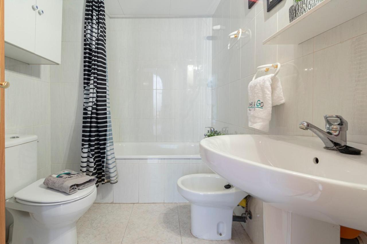 Homes & Go Aquamarina III Ла Пинеда Екстериор снимка